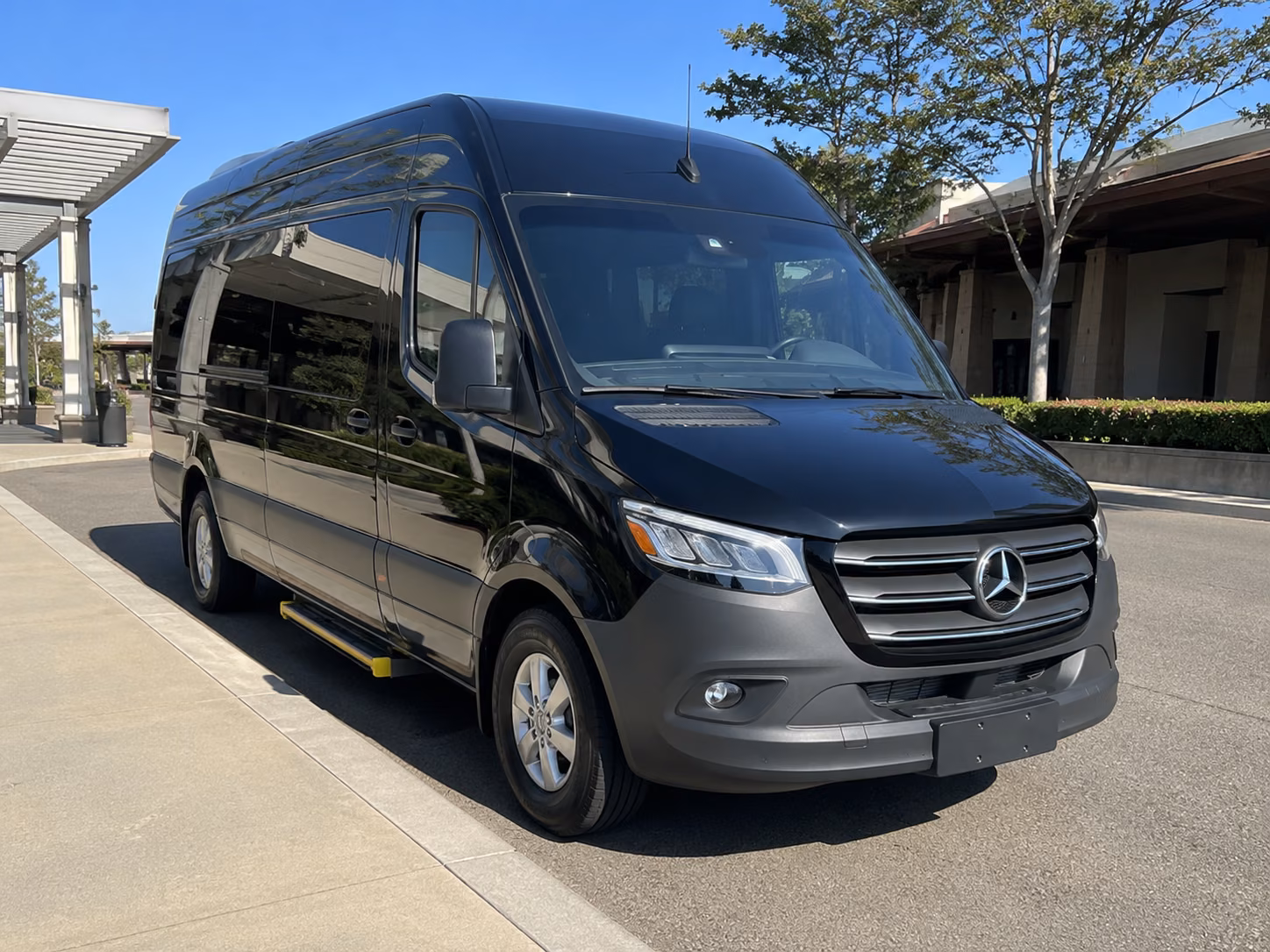 danbury airport transportation